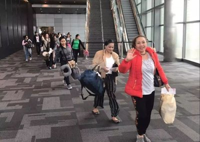 從偏見走向共情 揭秘高知保姆背后的職業(yè)尊重問題