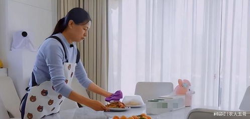 卑微保姆月入九千 我靠雙手掙錢，丈夫一句話戳痛親戚心
